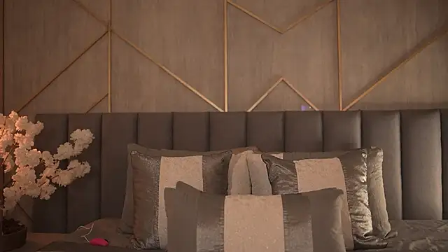 miia blake online show from 10.16.25