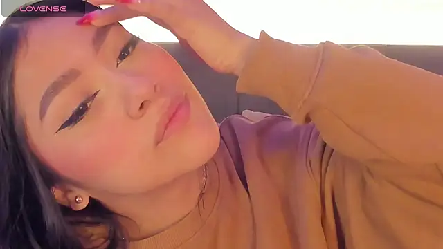 Snapshot of nicolle_pierce chatting on 03.07.25 nicolle pierce online show from 03.07.25