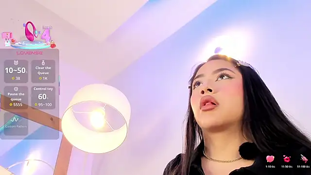 nicolle pierce online show from 01.07.26