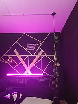 Gelena Black online show from 11.22.25