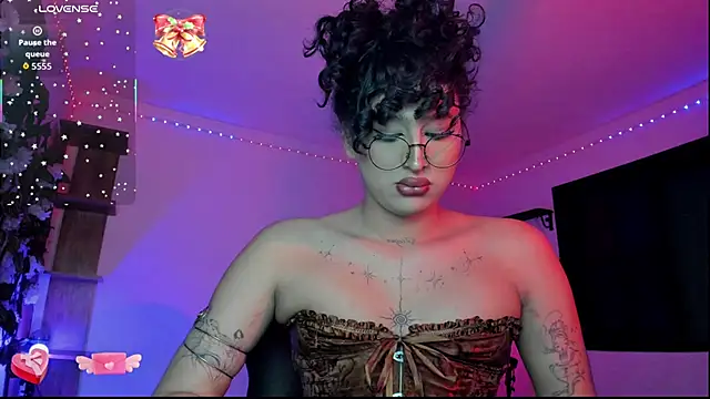 Heka Prudence online show from 03.17.26