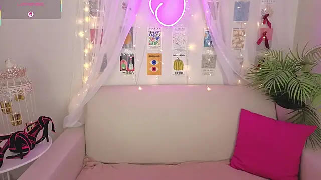 Angel Nikole online show from 10.03.25