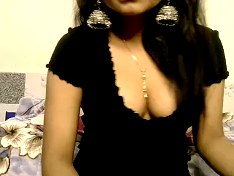Snapshot of Sanjana_Gupta chatting on 02.07.25 Sanjana Gupta online show from 02.07.25