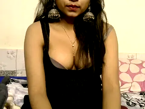 Snapshot of Sanjana_Gupta chatting on 02.11.25 Sanjana Gupta online show from 02.11.25