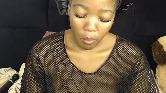 Busty-Londie online show from 12.15.25