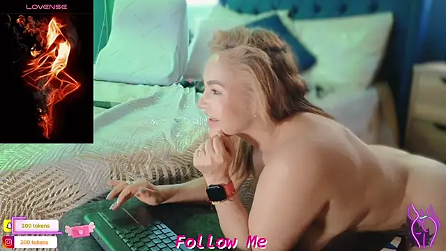 QueenYsuRey online show from 03.04.25