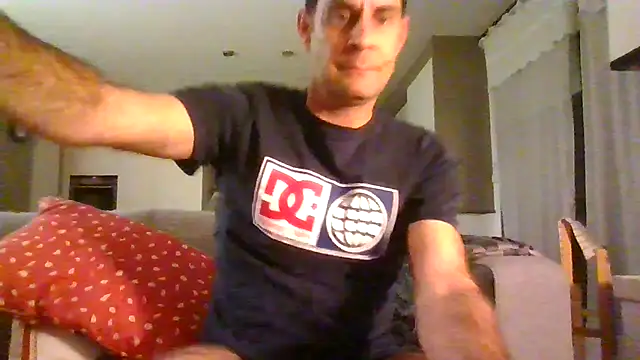 Vespa Crabo online show from 12.22.24