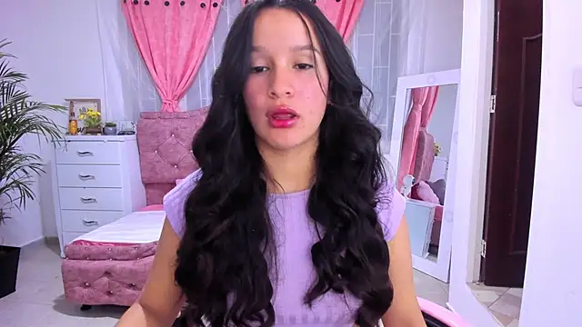 Snapshot of briandah_ chatting on 09.09.25 briandah online show from 09.09.25