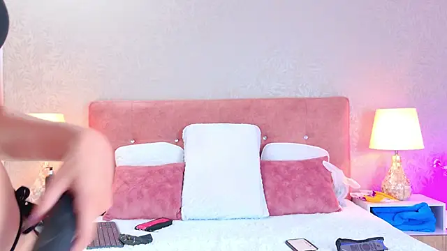 LiliFox18 online show from 02.07.25