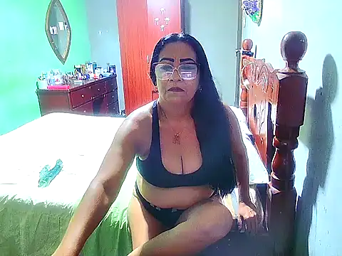 Snapshot of rosi_pamela chatting on 12.05.24 rosi pamela online show from 12.05.24