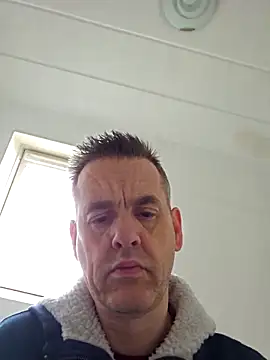 Hectorthyssen1 online show from 02.15.25