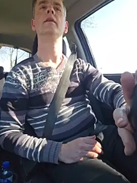 Hectorthyssen1 online show from 04.15.26