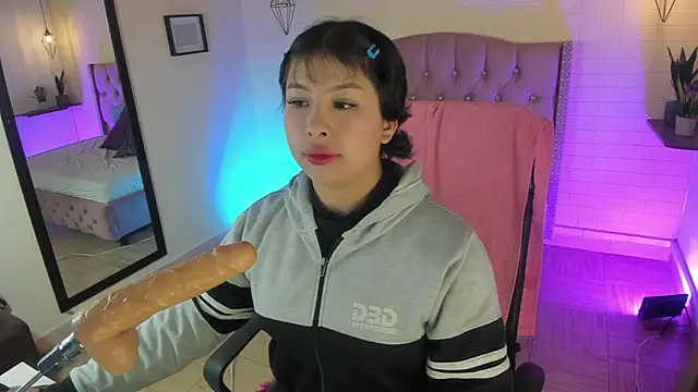 Namiko Park online show from 01.13.25