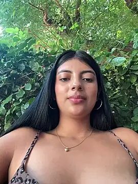 Snapshot of Baby_Niels chatting on 01.21.25 Baby Niels online show from 01.21.25