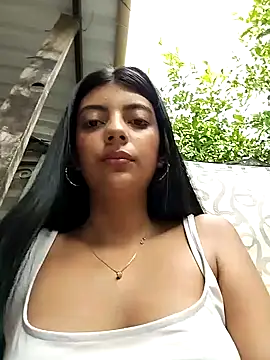 Snapshot of Baby_Niels chatting on 02.06.25 Baby Niels online show from 02.06.25