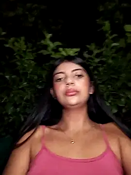 Snapshot of Baby_Niels chatting on 02.15.25 Baby Niels online show from 02.15.25