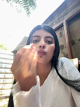 Snapshot of Baby_Niels chatting on 02.17.25 Baby Niels online show from 02.17.25