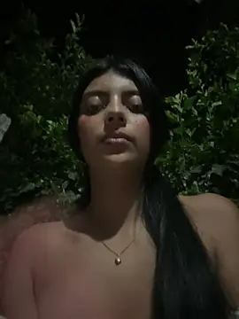 Snapshot of Baby_Niels chatting on 03.05.25 Baby Niels online show from 03.05.25