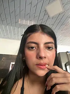 Snapshot of Baby_Niels chatting on 09.20.25 Baby Niels online show from 09.20.25