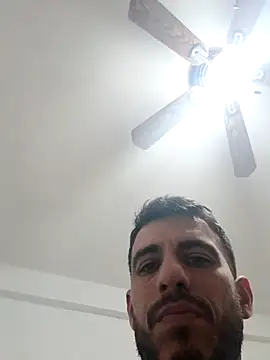 jhonyhot9292 online show from 12.02.25