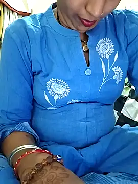 Snapshot of Sexy-Mona2 chatting on 12.07.24 Sexy-Mona2 online show from 12.07.24