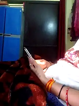 Snapshot of Sexy-Mona2 chatting on 01.22.25 Sexy-Mona2 online show from 01.22.25