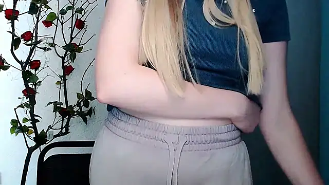 Queen ofLove online show from 04.01.26