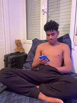 Ryan-hot online show from 03.04.25