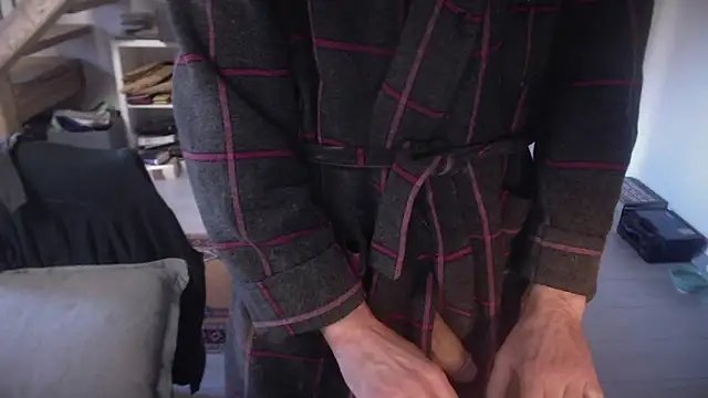 Snapshot of contemptumundi888 chatting on 12.14.25 contemptumundi888 online show from 12.14.25