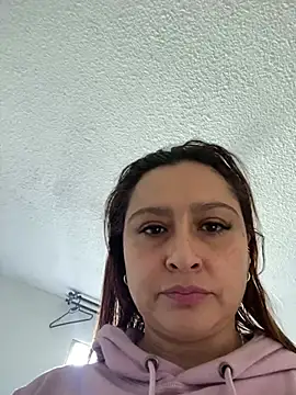 Snapshot of Keittly_ chatting on 12.09.24 Keittly online show from 12.09.24