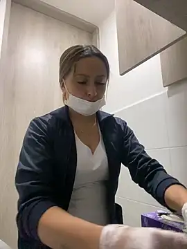 Snapshot of Keittly_ chatting on 03.08.25 Keittly online show from 03.08.25