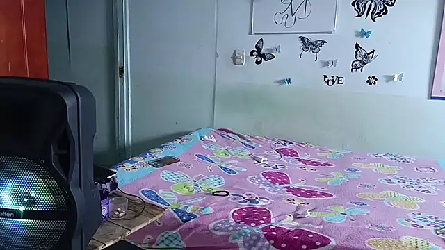 luxandracon23 online show from 03.14.25