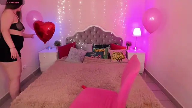 Aria Blisss online show from 02.14.25