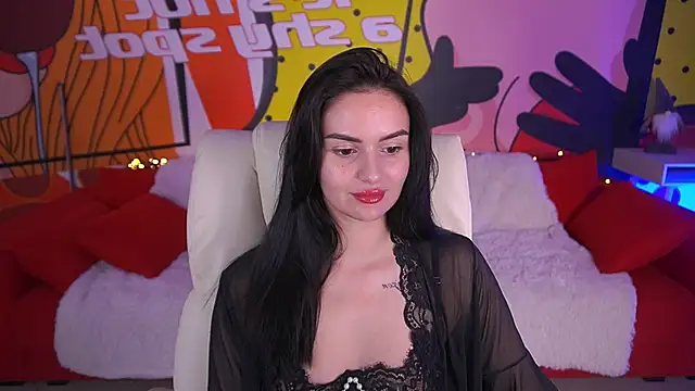 Snapshot of MilashaLovely chatting on 11.29.25 MilashaLovely online show from 11.29.25