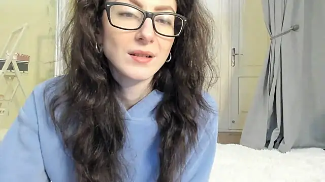 Baby Jewel online show from 02.11.25