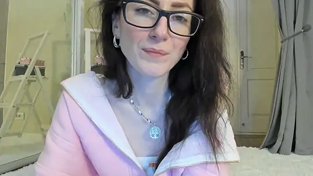 Baby Jewel online show from 02.23.25