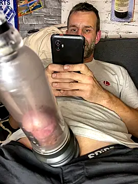 Gilgamesch1704 online show from 09.18.25