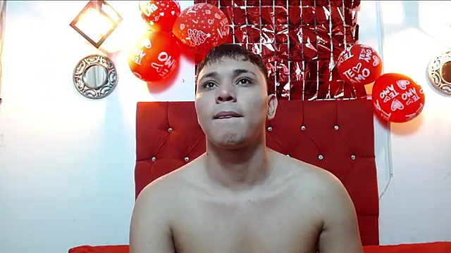 couple lovelyds online show from 02.20.25