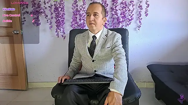 yazforeSolo online show from 02.09.26