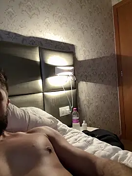 Snapshot of gabrielc27 chatting on 02.26.25 gabrielc27 online show from 02.26.25