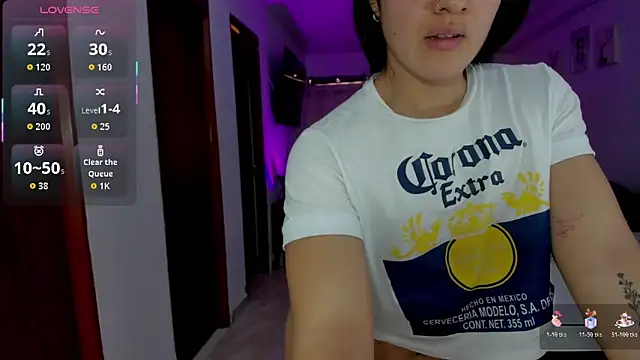 Snapshot of sweet_sara2 chatting on 02.23.26 sweet sara2 online show from 02.23.26