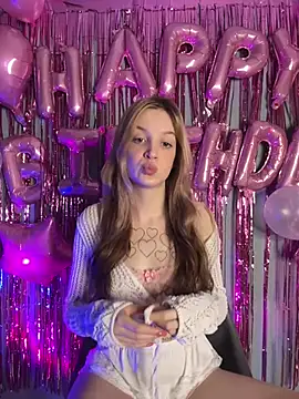 Sweet Evva online show from 02.04.25