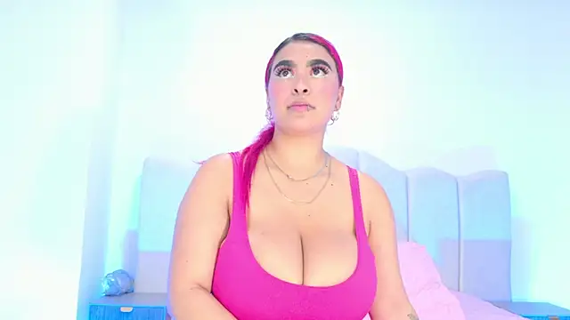 Sofia martiin online show from 12.04.25