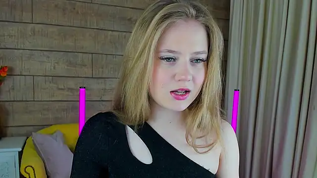 SelinSwarovski online show from 02.24.25