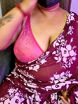 Cute Bellaa online show from 03.20.25