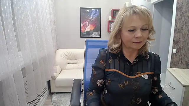 Milla Cutie18 online show from 02.11.25