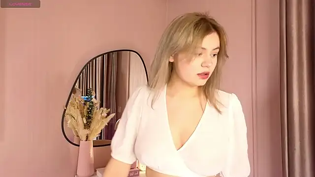 Maybe Baby  online show from 12.08.24