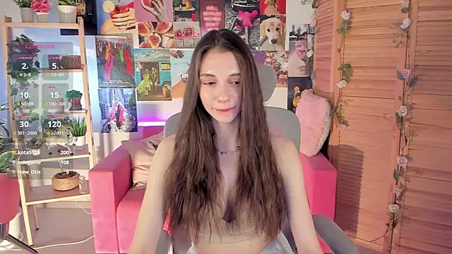 Snapshot of AveAngela chatting on 01.23.25 AveAngela online show from 01.23.25