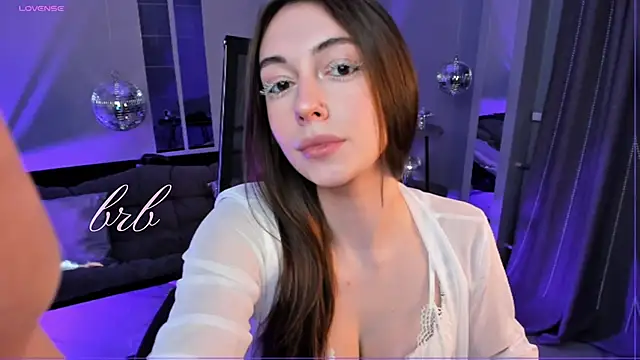 AveAngela online show from 12.19.25