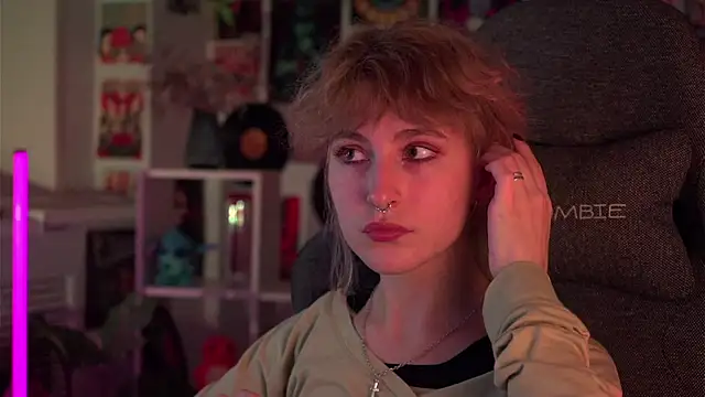 LuxRayi online show from 12.22.24